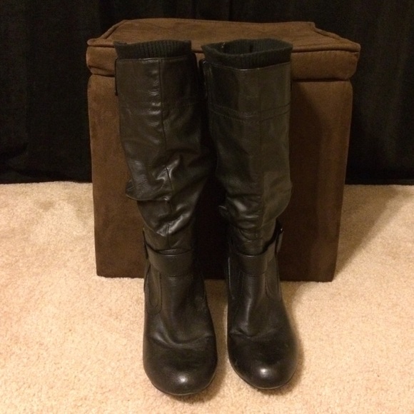 Black boots with sweater cuff - Picture 2 of 4