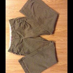Old navy khaki pants