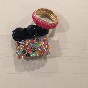 3 stretch bracelets
