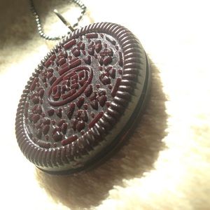 Oreo necklace
