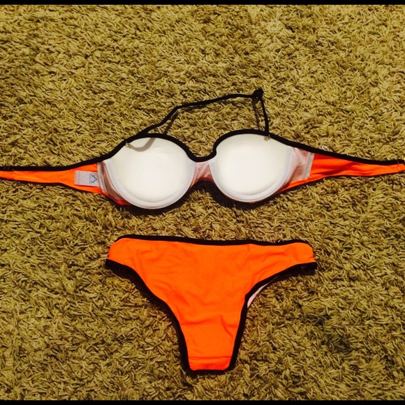 Gorgeous Orange Bikini ❤️ - Picture 2 of 3