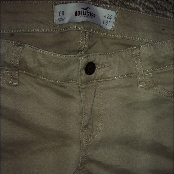 ❌SOLD❌ Hollister Jeans - Picture 4 of 4