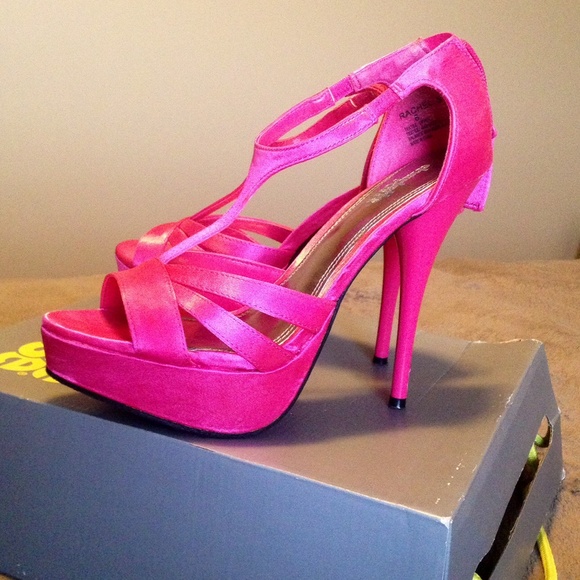 Fuchsia pink heels👠