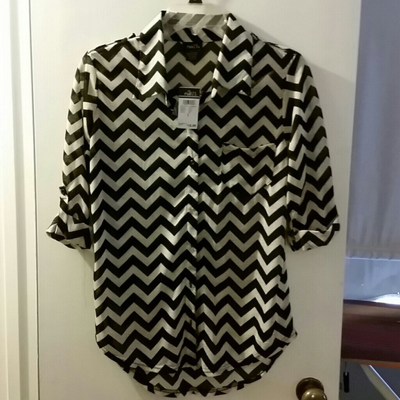 Rue 21 shirt NWT