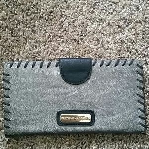Steve madden wallet