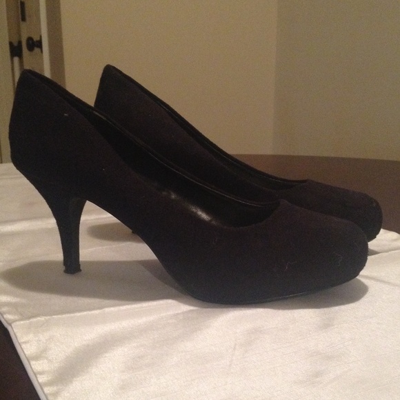 Black heels
