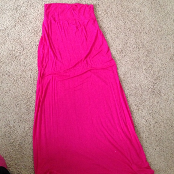 Pink maxi skirt- never worn