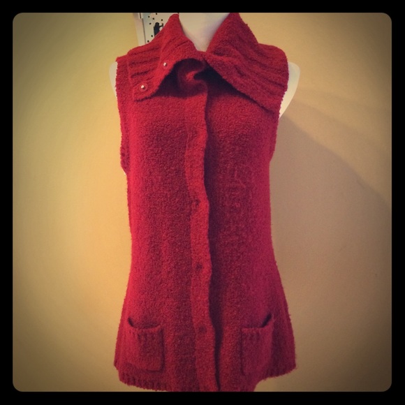 Fabulous red sweater vest. Like new.
