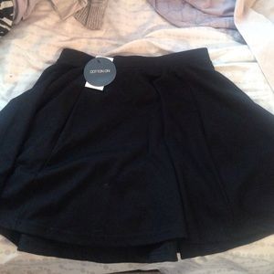 Black skirt