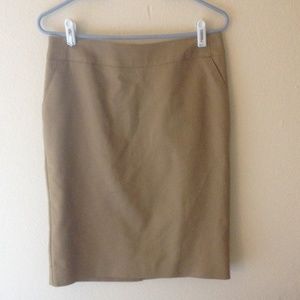 Beige pencil skirt