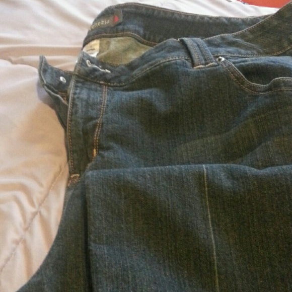 Used jeans