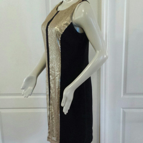 HOST PICK!! Gabby Skye Dress - Picture 2 of 3