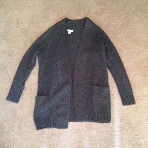 Grey cardigan