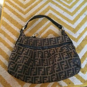 Fendi logo bag (authentic) REAL!!!