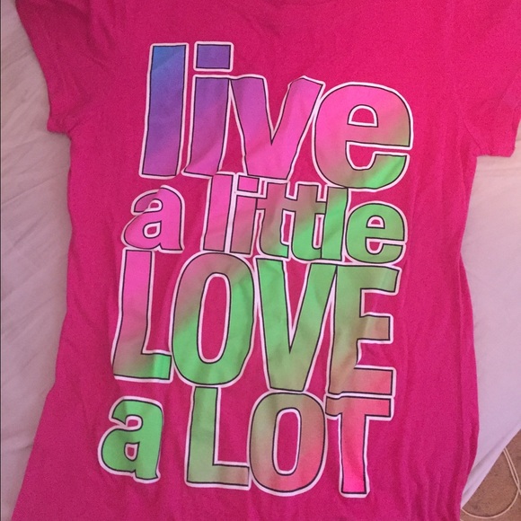 Pink shirt. Size large.