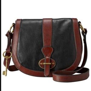 Fossil  vintages re issued cross body