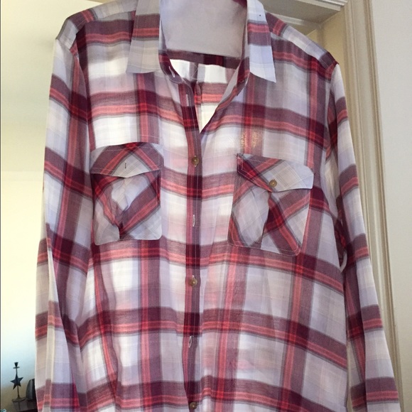 American Eagle long sleeve button down XL blouse