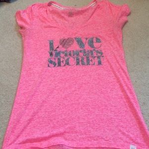 Love VS bling tee