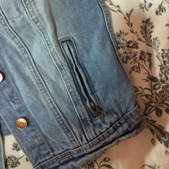 Denim vest - Picture 3 of 3