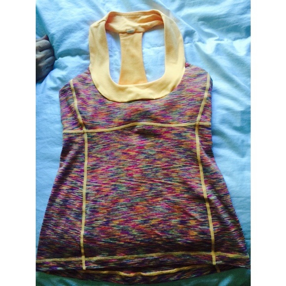 Lululemon work out top - Picture 1 of 2