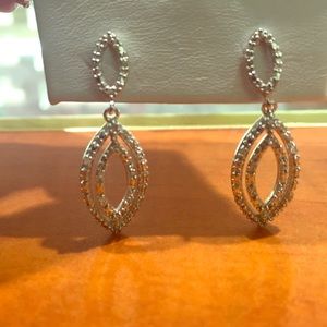 Drop earrings
