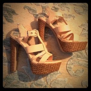 Jessica Simpson Nude Heels