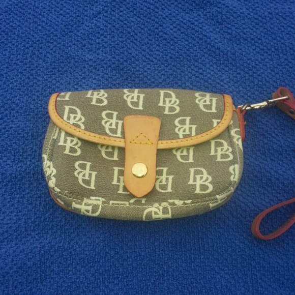 PRICE LOWER Never used Dooney wristlet super cute