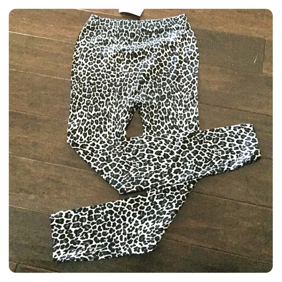 Leopard leggings