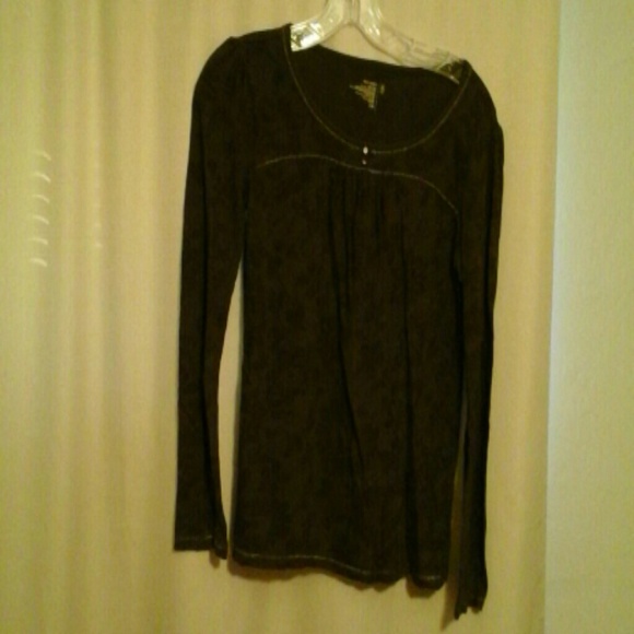 Brown girls shirt
