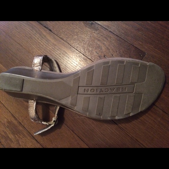 Sanders - Picture 2 of 3