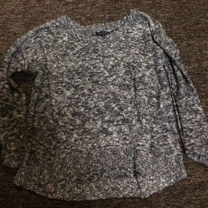 AUTHENTIC American Eagle sweater