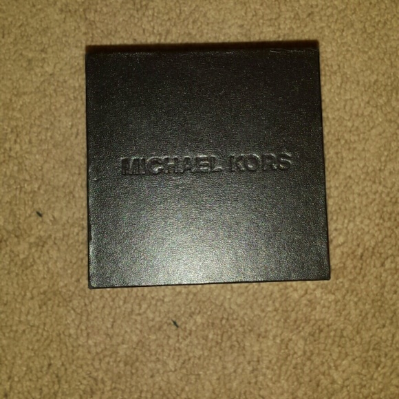 Michael Kors Watch Box