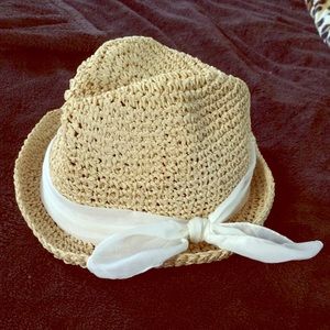 H&M paper straw hat