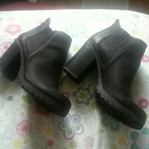 Chunky Boots ?