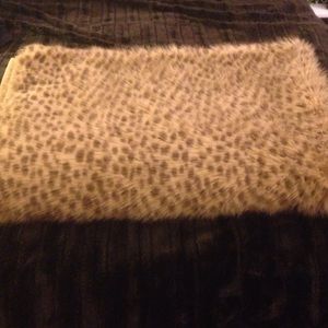 Fluffy cheetah blanket