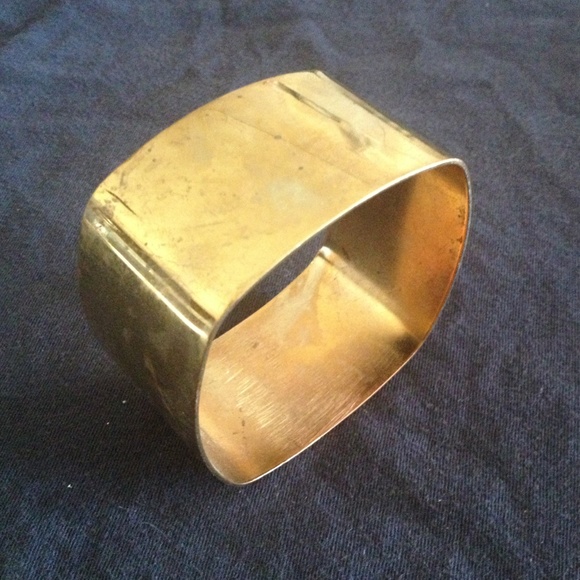 An old goldish bracelet (soft square shaped)