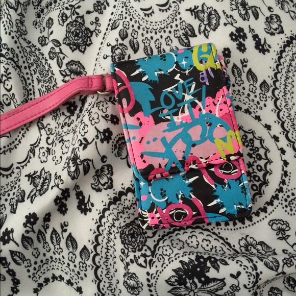 Graffiti wallet