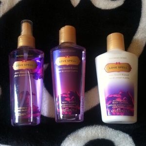 Victoria Secret "Love Spell"