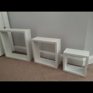 3 white boxes to hang on your wall