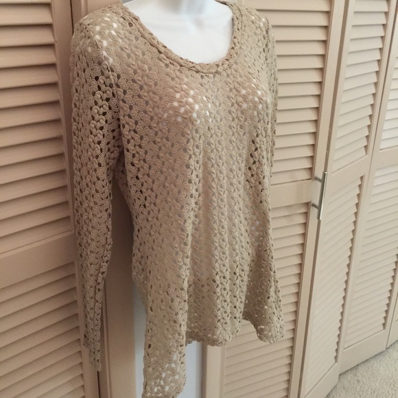 🌺Beautiful knit sweater🌺 - Picture 2 of 2