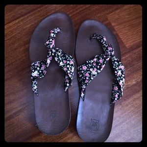 Cloth thong flip flops