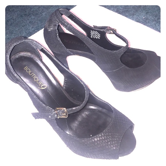 Boutique9 Heel / Size 9