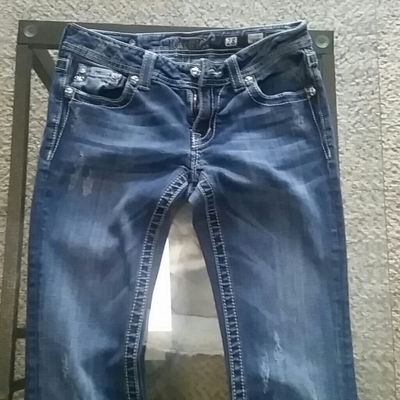 Miss Me jeans **SOLD IN BUNDLE**