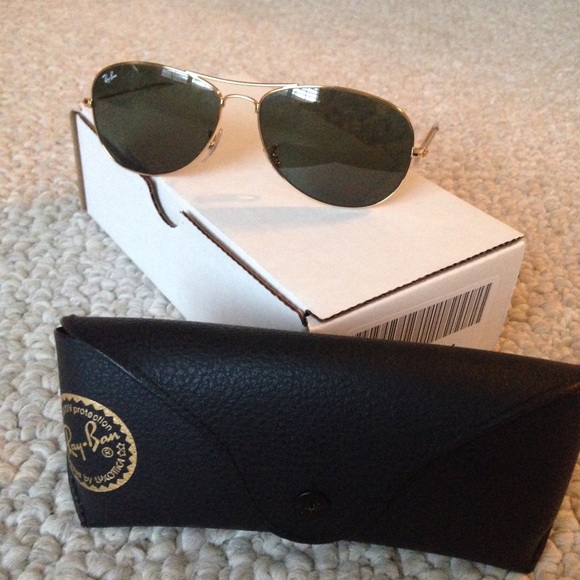 Ray-Ban sunglasses - Picture 2 of 2