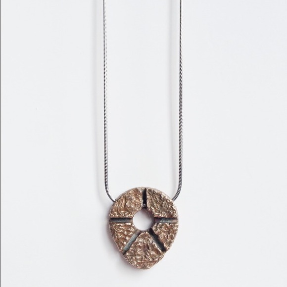 The Things We Keep TTWK Themis Necklace - Picture 2 of 4