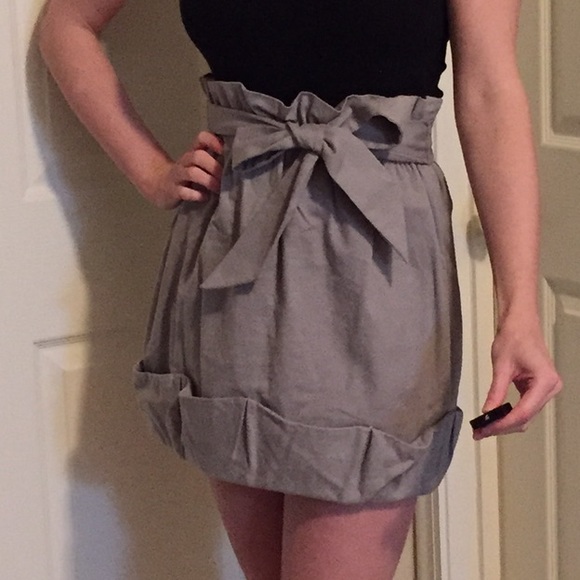 BCBGeneration Skirt Size 2 - Picture 2 of 3