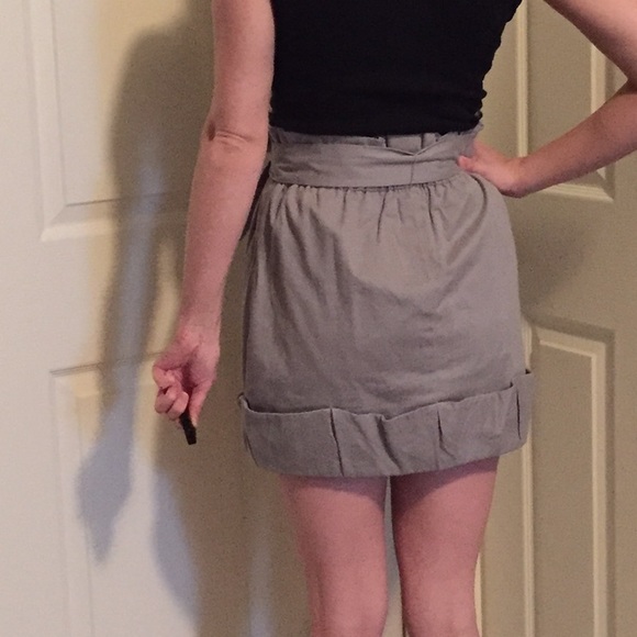 BCBGeneration Skirt Size 2 - Picture 3 of 3