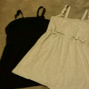 Set of two nursing tanks