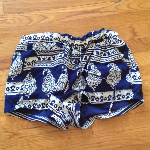 *SOLD* Navy Blue Printed Drawstring Shorts