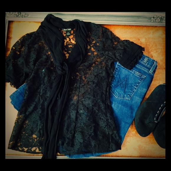 Super comfy perfectly worn in everyday jeans!